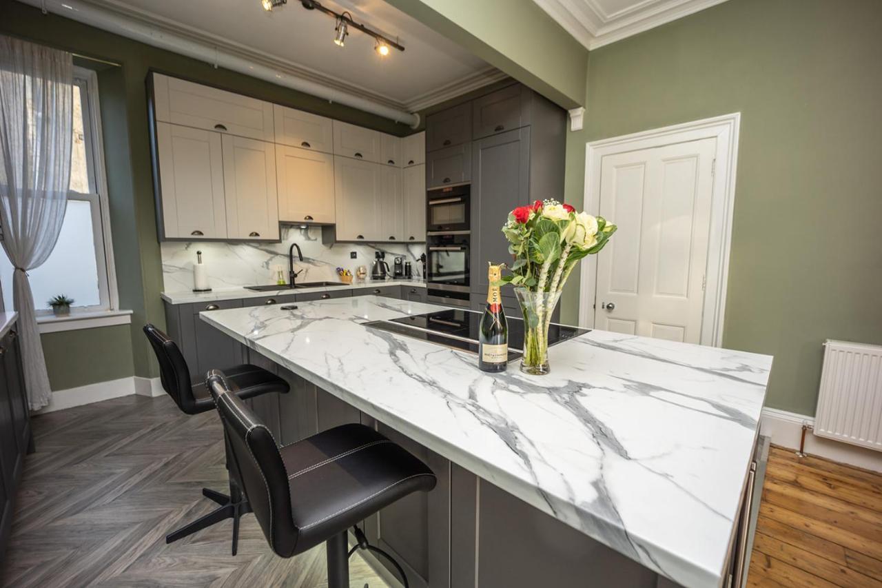 אברדין Stunning Period Property In The Heart Of The City מראה חיצוני תמונה